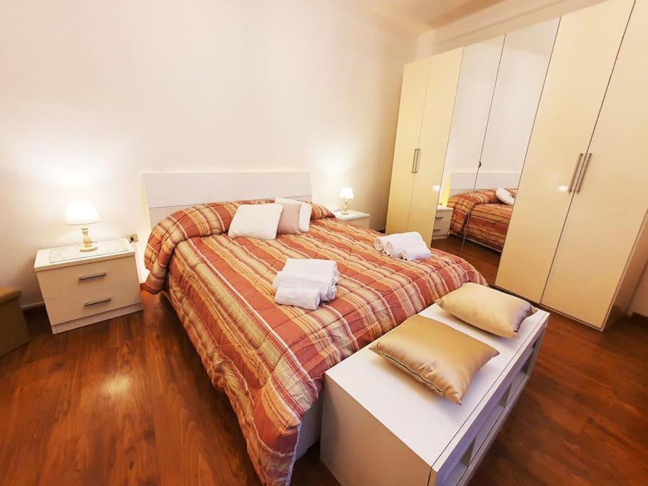 Apartamento King Center 9 Posti Letto- Grande Terrazza - 2 Bagni Privati